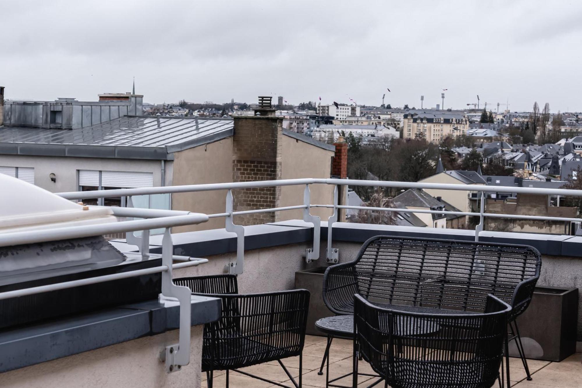 Lux Penthouse - Office, Terrace, Gym & Parking Apartment Люксембург Екстериор снимка